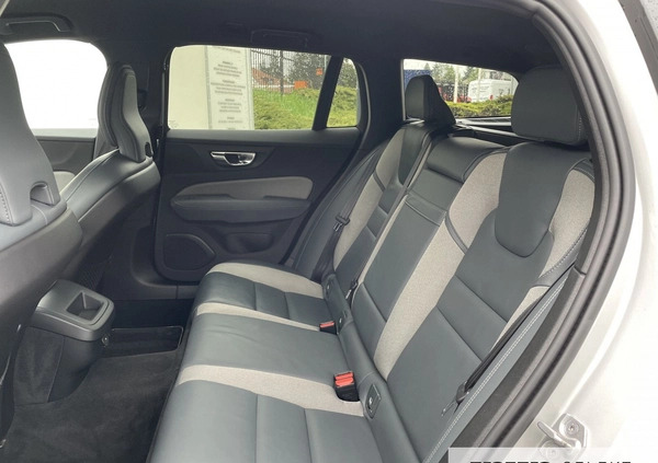 Volvo V60 cena 134900 przebieg: 120000, rok produkcji 2020 z Warszawa małe 631